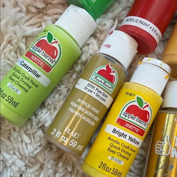 Set of 22 acrylic paints - Picture 2 of 8